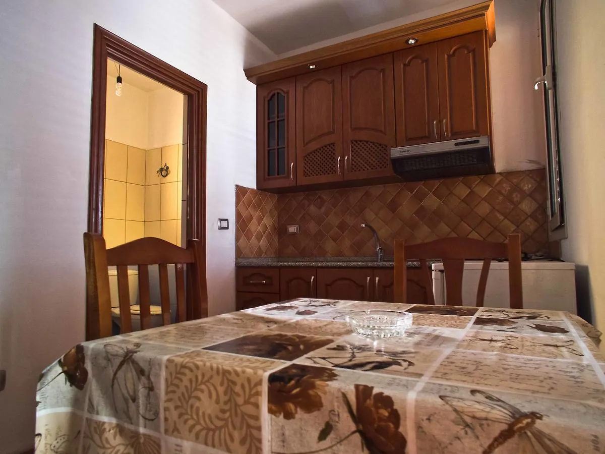 Apartments Vila Cala Durrës Albánia